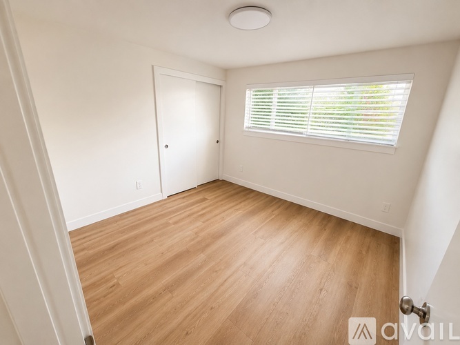 8711 S 114th St 2 Beds Apartment for Rent - Photo gallery 4