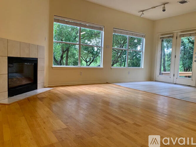 513 Cuernavaca Dr N 3 Beds Townhouse for Rent - Photo gallery 2
