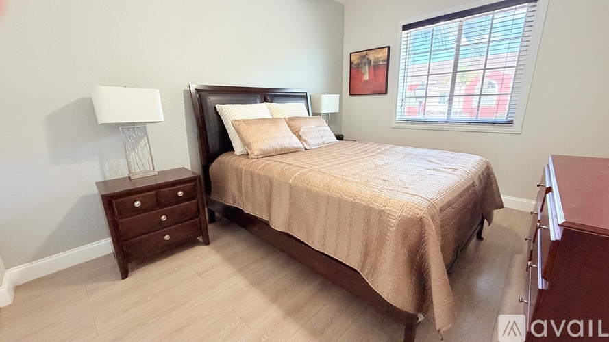 5333 Southwest 40th Street 1 Apartment for Rent - Photo gallery 1