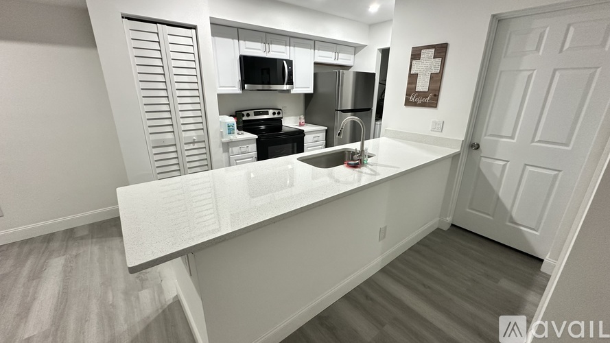 3024 Parkway Boulevard 2 Beds Condo for Rent - Photo gallery 4