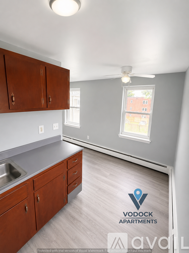 17 Marshall St Studio Apartment for Rent - Photo gallery 4