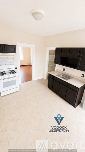 905 Park St 2 Beds Apartment for Rent