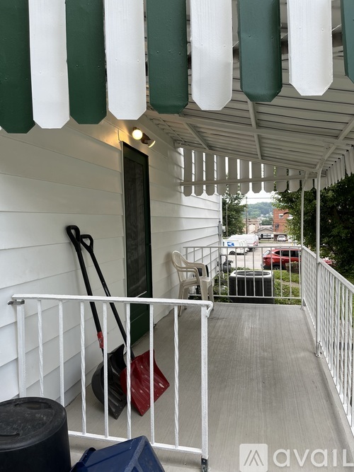 713 Crescent Ave 3 Beds Single Family Home for Rent - Photo gallery 3