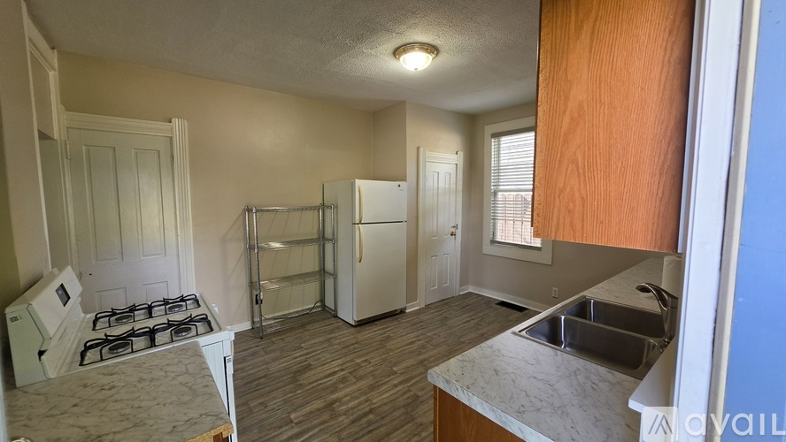 802 Salem St 1 Apartment for Rent - Photo gallery 2
