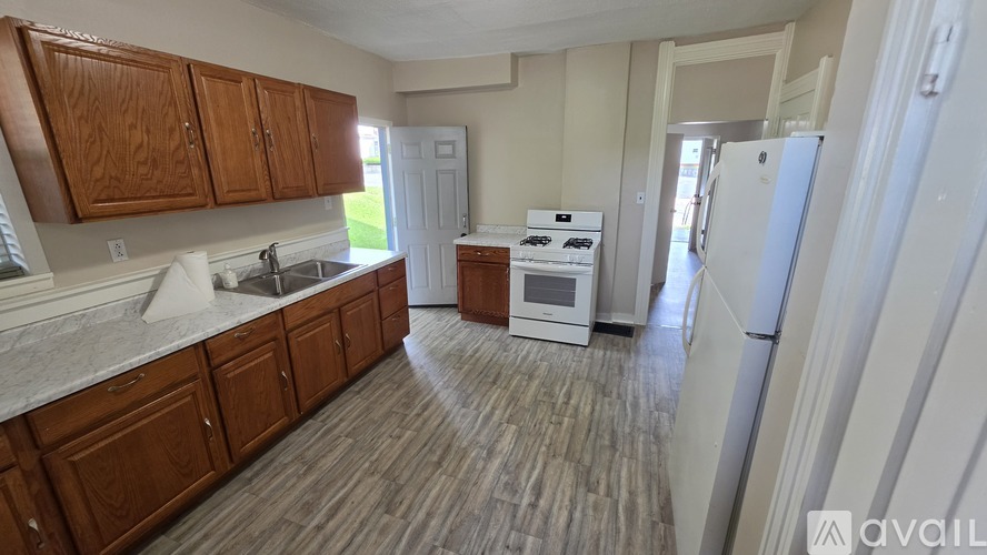 802 Salem St 1 Apartment for Rent - Photo gallery 5