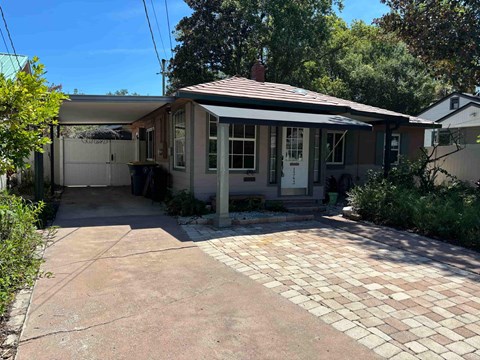 1343 Rensselaer Ave 3 Beds Apartment for Rent