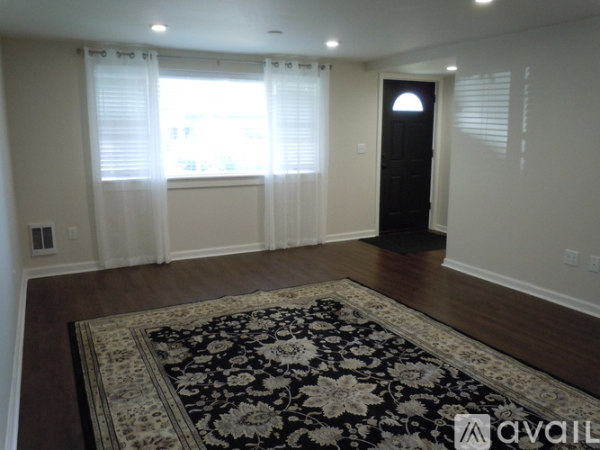 845 South Cowley Street 1 Apartment for Rent - Photo gallery 2