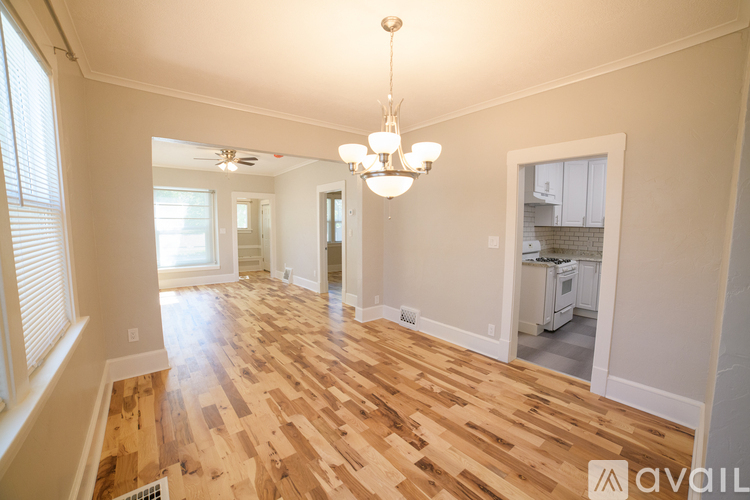 112 12th St N 2 Beds Apartment for Rent - Photo gallery 1