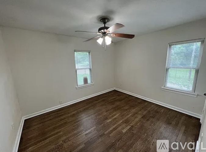 2036 N.E. 12th St. 4 Beds Single Family Home for Rent - Photo gallery 3