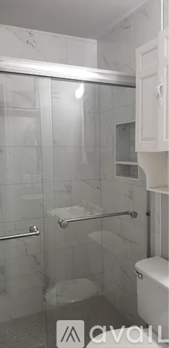 2036 N.E. 12th St. 4 Beds Single Family Home for Rent - Photo gallery 4