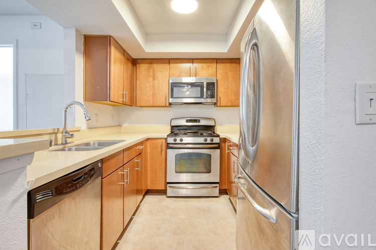 345 S Alexandria Ave 2 Beds Condo for Rent - Photo gallery 2