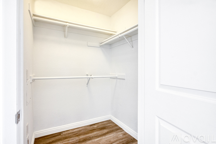 345 S Alexandria Ave 2 Beds Condo for Rent - Photo gallery 5
