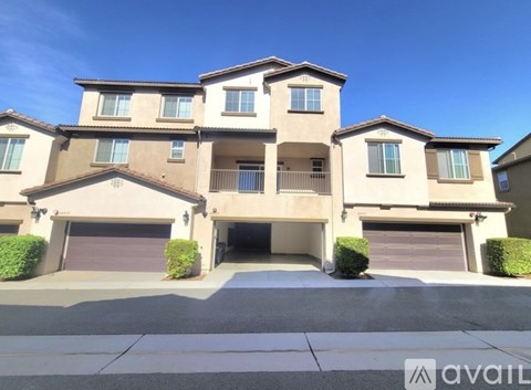 40955 Belleray Avenue 3 Beds Apartment for Rent
