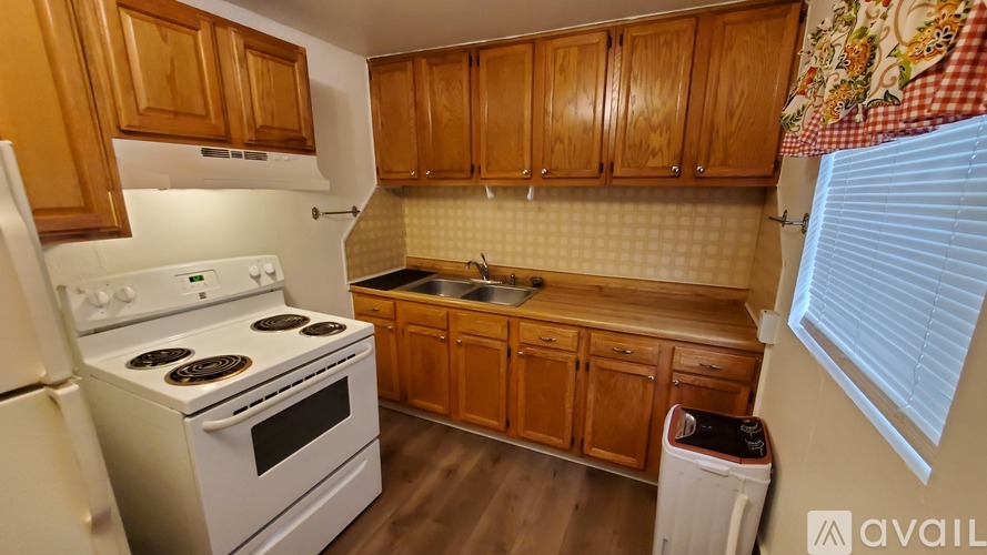 512 S 5th St 1 Apartment for Rent - Photo gallery 1