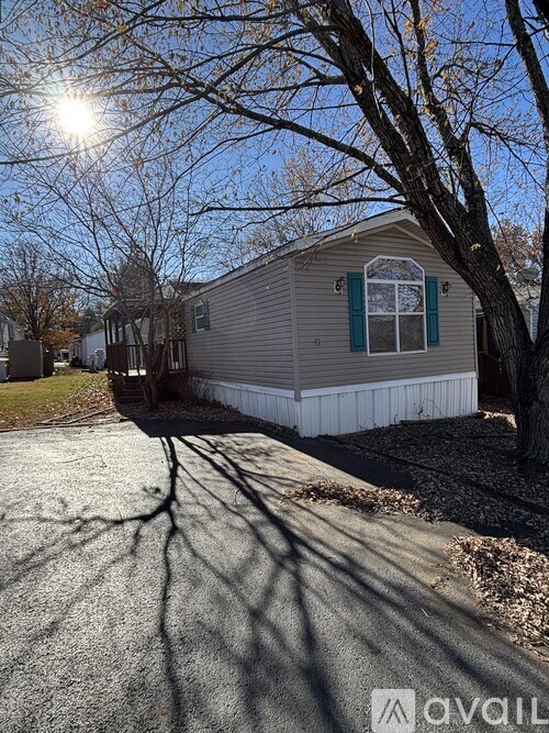 3951 South Mentor Avenue 3 Beds Apartment for Rent - Photo gallery 2
