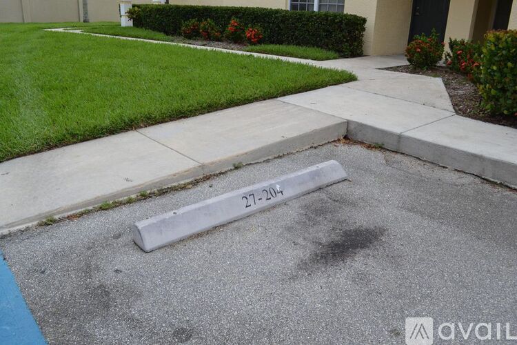 152 SW Peacock Blvd 1 Apartment for Rent - Photo gallery 3