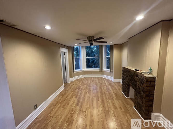 2802 South Emerald Avenue 3 Beds Apartment for Rent - Photo gallery 5