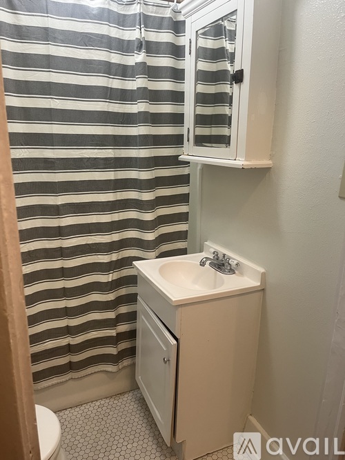 317 City Park Avenue Studio Apartment for Rent - Photo gallery 4