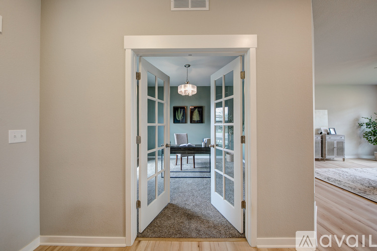 5240 Second Avenue 4 Beds Single Family Home for Rent - Photo gallery 3