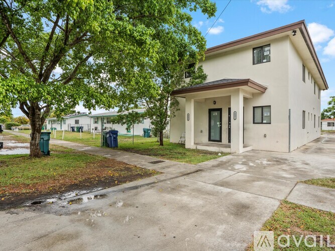 10451 SW 179th St 4 Beds Townhouse for Rent - Photo gallery 3