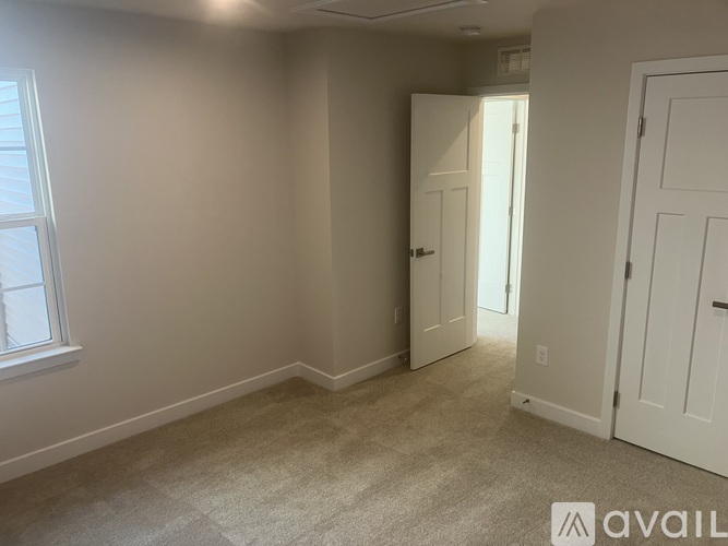 343 E Cochran St 3 Beds Single Family Home for Rent - Photo gallery 5
