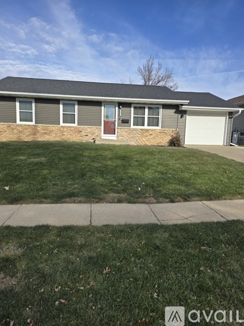 6032 Sharon Lane Northwest 4 Beds Apartment for Rent