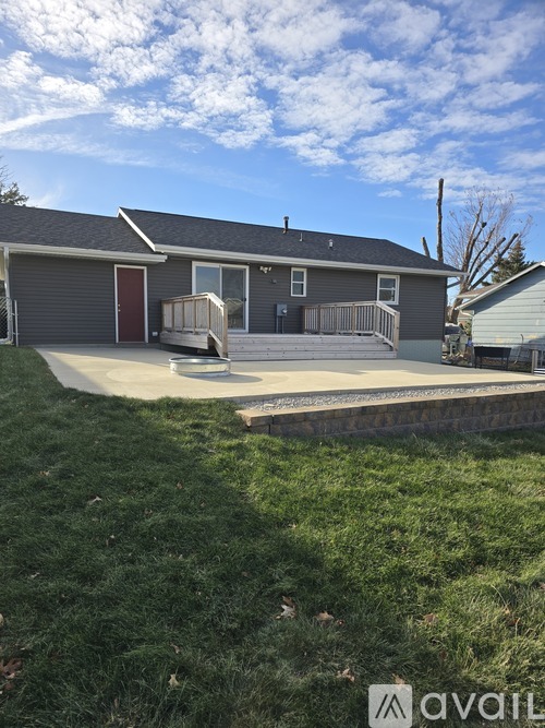 6032 Sharon Lane Northwest 4 Beds Single Family Home for Rent - Photo gallery 2