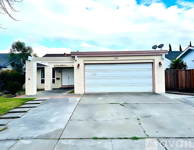 3380 Alder Ave 3 Beds Single Family Home for Rent - Photo gallery 1