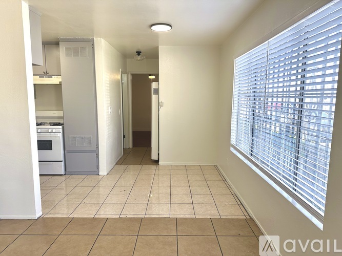 1495 Alamitos Avenue 1 Apartment for Rent - Photo gallery 4
