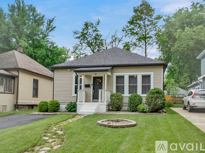 30 W Jackson Rd 2 Beds Single Family Home for Rent - Photo gallery 2