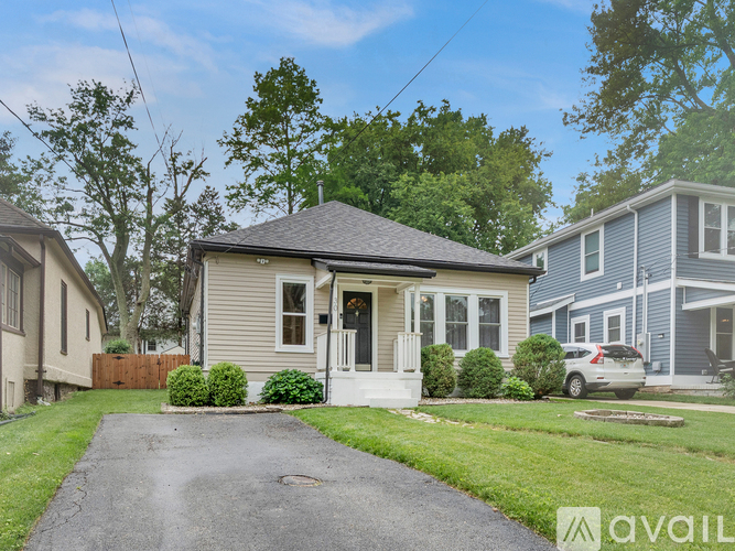 30 W Jackson Rd 2 Beds Single Family Home for Rent - Photo gallery 3