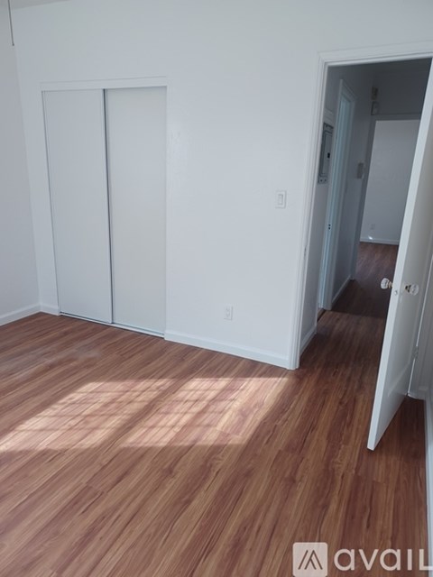 3129 64Th Avenue 2 Beds Apartment for Rent