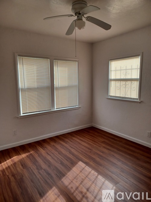 3129 64th Avenue 2 Beds Single Family Home for Rent - Photo gallery 3