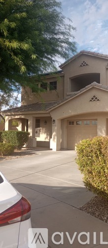 12961 North 147th Drive 3 Beds Single Family Home for Rent - Photo gallery 3