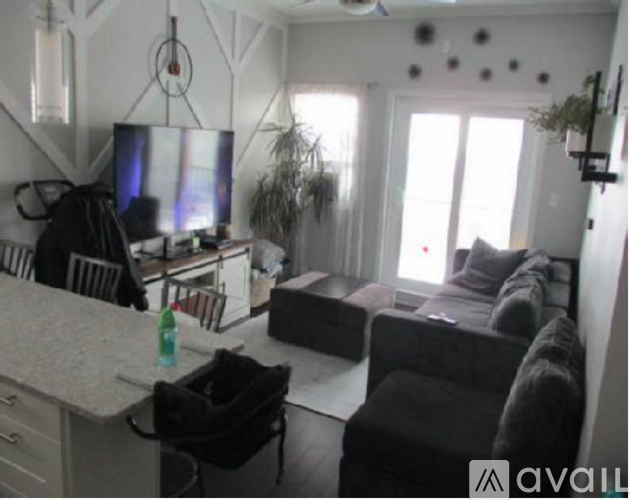 32-27 34th Street 2 Beds Apartment for Rent - Photo gallery 2