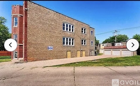 7961 South Essex Avenue 3 Beds Apartment for Rent