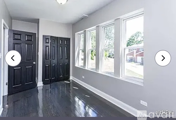 7961 South Essex Avenue 3 Beds Apartment for Rent - Photo gallery 5