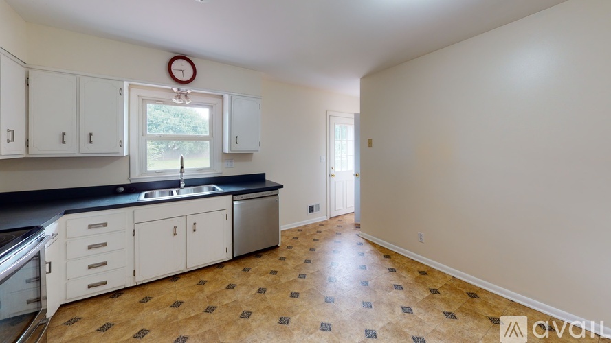 707 Dorsey Way 3 Beds Single Family Home for Rent - Photo gallery 5