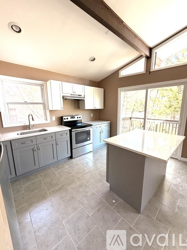 765 Country Place Drive 3 Beds Single Family Home for Rent - Photo gallery 4