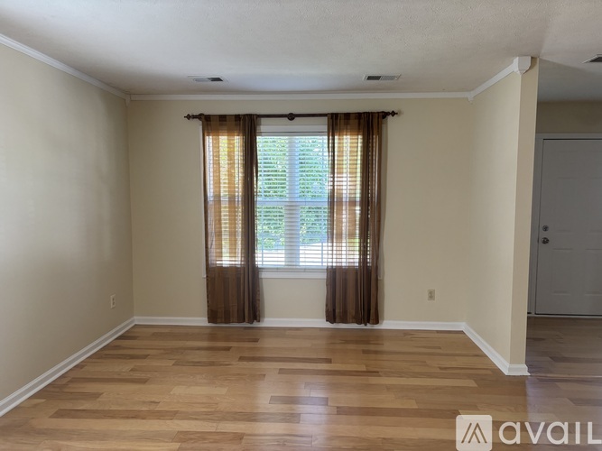 1116 Benjamin Lane 4 Beds Single Family Home for Rent - Photo gallery 4