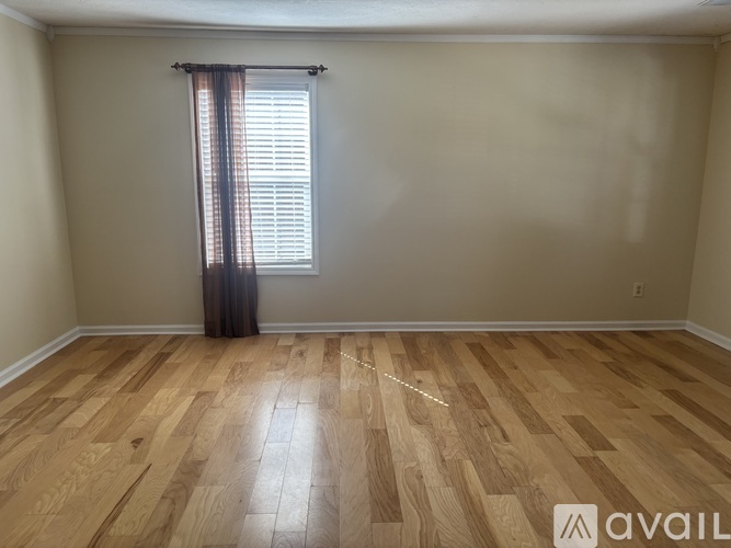 1116 Benjamin Lane 4 Beds Single Family Home for Rent - Photo gallery 5