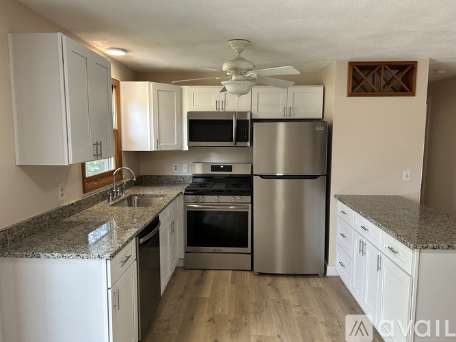 287 Mayfield Avenue 2 Beds Condo for Rent - Photo gallery 2