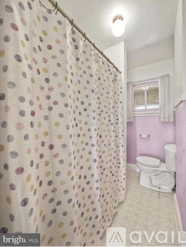 111 Bester St 3 Beds Single Family Home for Rent - Photo gallery 3