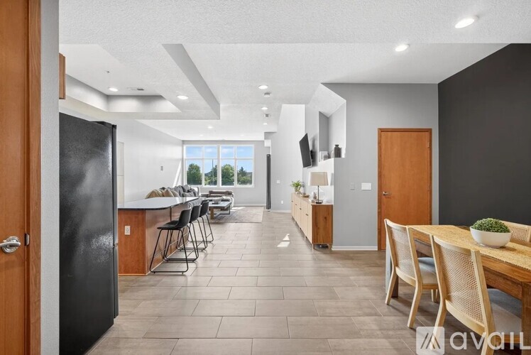 640 S 50th St 2 Beds Condo for Rent - Photo gallery 1