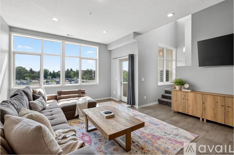 640 S 50th St 2 Beds Condo for Rent - Photo gallery 3