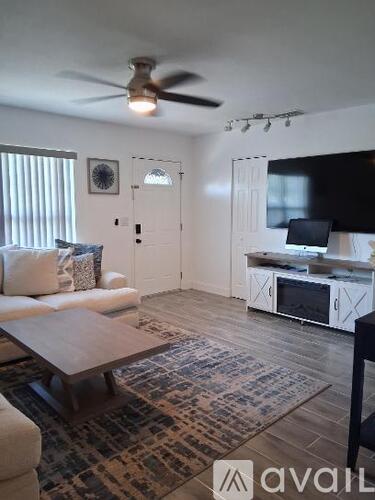 7845 Griswold Loop 2 Beds Single Family Home for Rent - Photo gallery 4