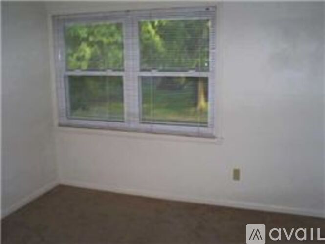 1040 Afton Rd 3 Beds Single Family Home for Rent - Photo gallery 5