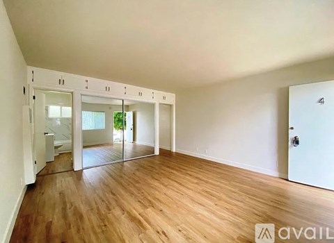 1002 S Barrington Avenue Studio Apartment for Rent