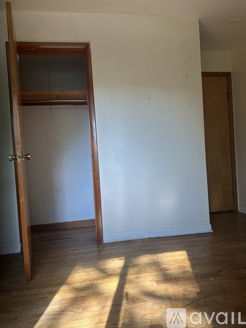 1685 Sunset Road 3 Beds Single Family Home for Rent - Photo gallery 3