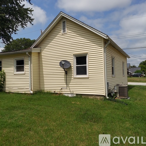 704 Breckenridge 3 Beds Single Family Home for Rent - Photo gallery 2